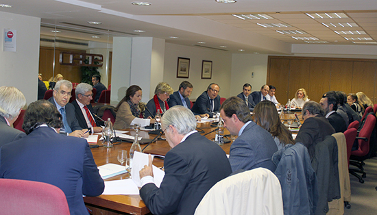 Mirones - CEOE sanidad_social