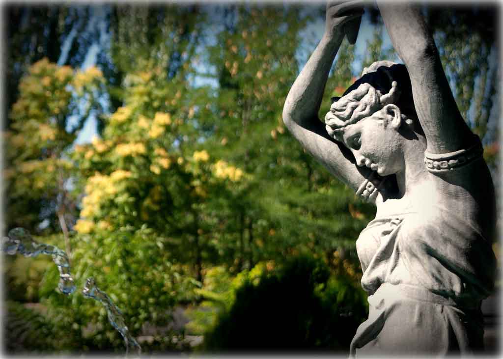 balneario paracuellos estatua