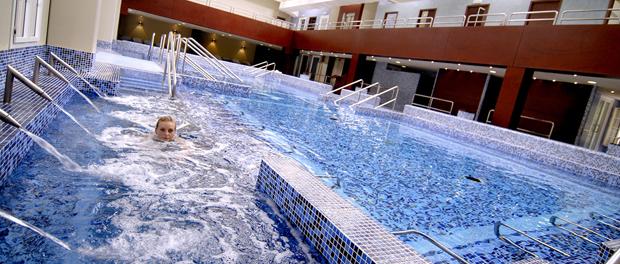 FAM TRIP Cofrentes Piscina Activa